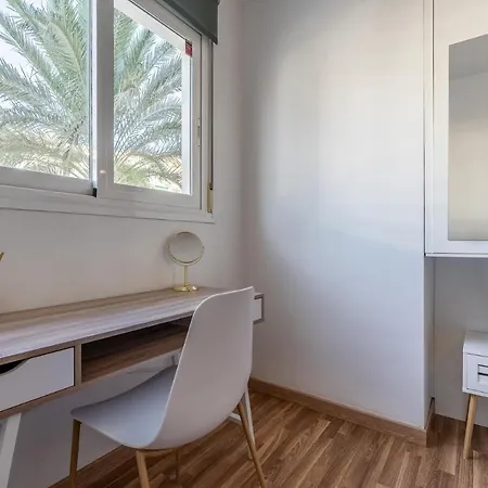 Spacious 2bed Family In Puerto Marina Apartment *