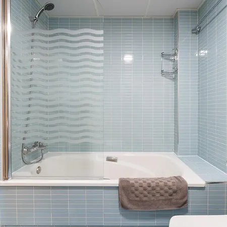 아파트 Spacious 2bed Family In Puerto Marina *