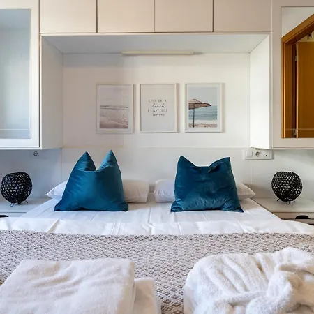 Spacious 2bed Family In Puerto Marina Apartment Benalmadena