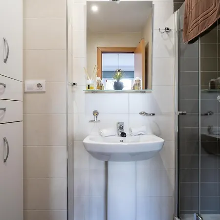 Spacious 2bed Family In Puerto Marina Διαμέρισμα